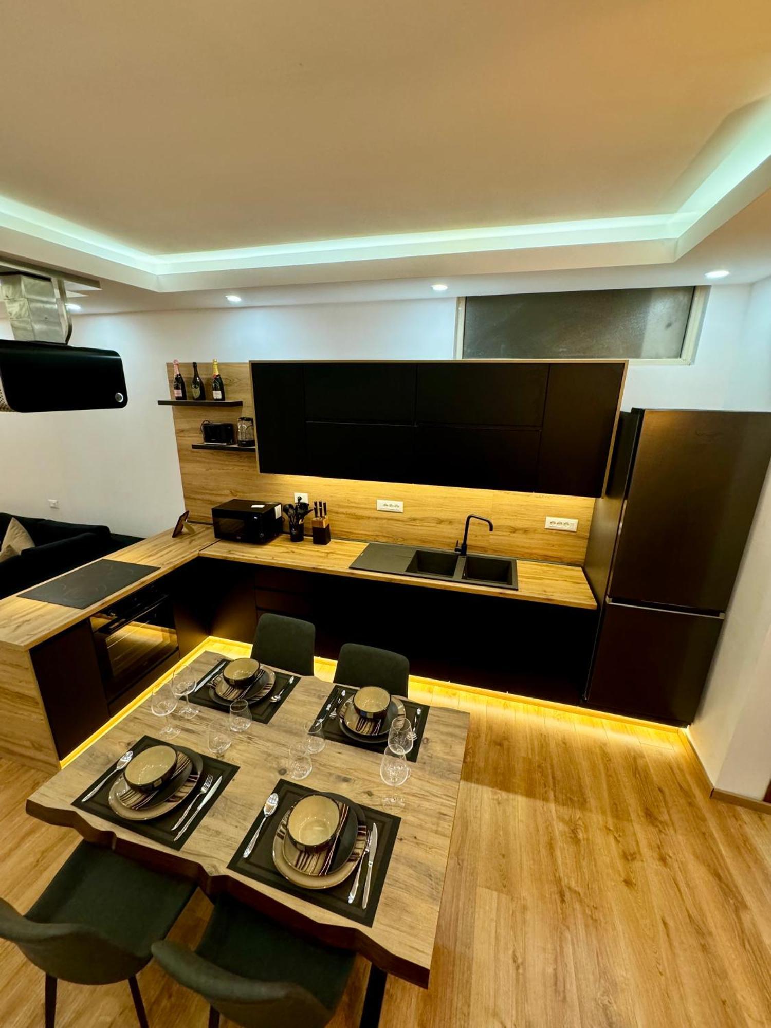 Luxury Central Baba Apartment Shkodër Exteriér fotografie
